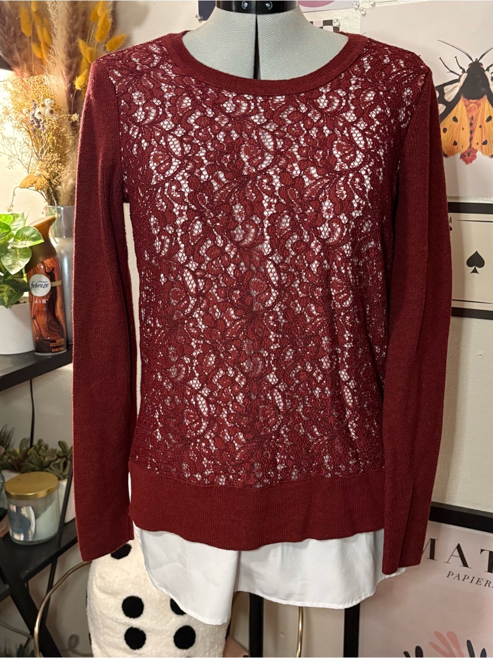 Simply Vera Lace Layered Sweater M